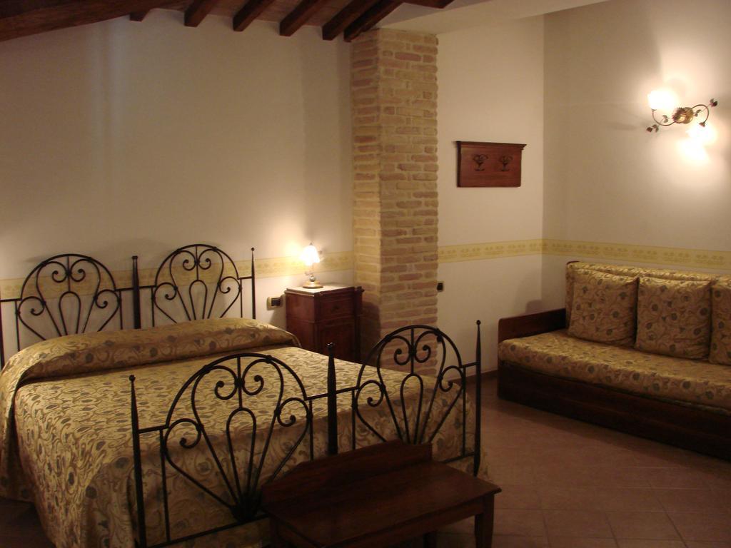 Hotel Palazzo Brunamonti Bevagna Zewnętrze zdjęcie