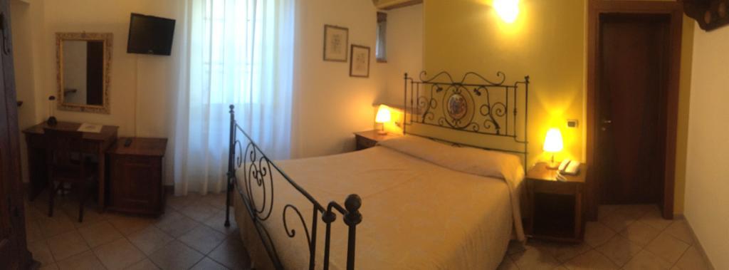 Hotel Palazzo Brunamonti Bevagna Zewnętrze zdjęcie