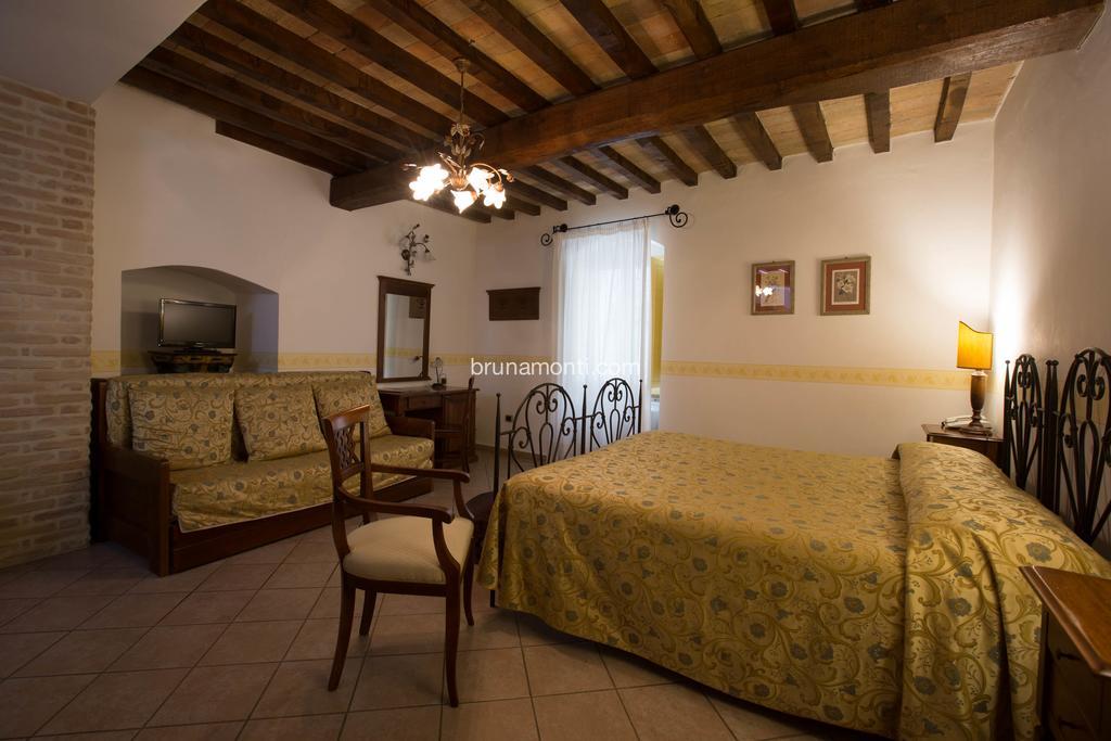 Hotel Palazzo Brunamonti Bevagna Zewnętrze zdjęcie